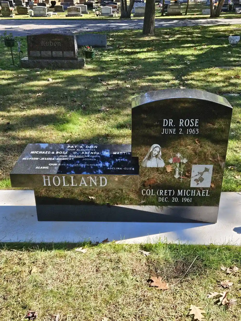 Benches photo 1 of 13