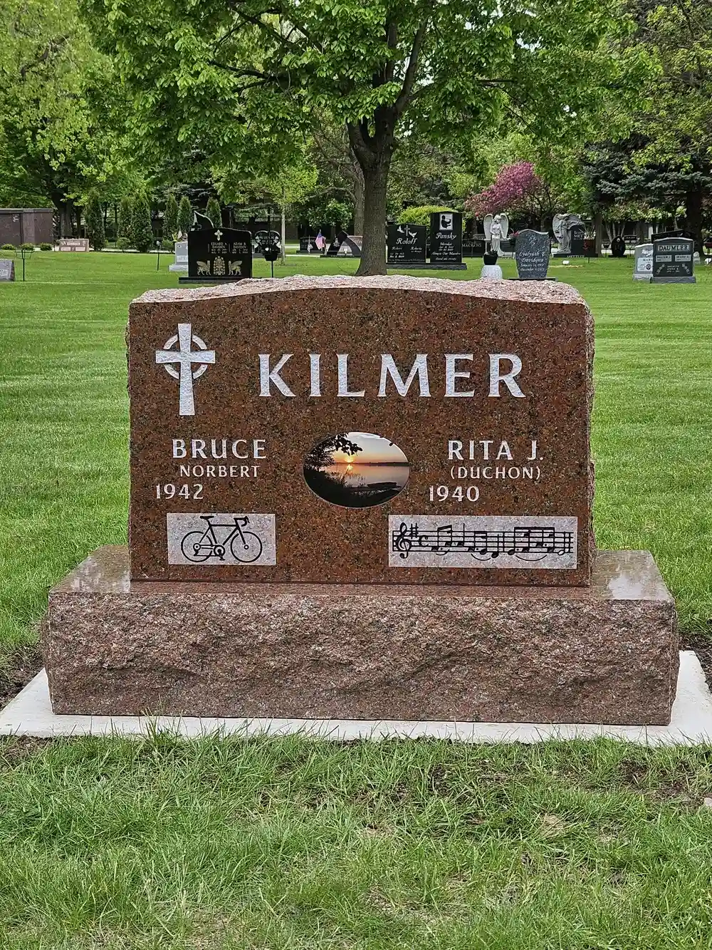 Double Memorials photo 15 of 80