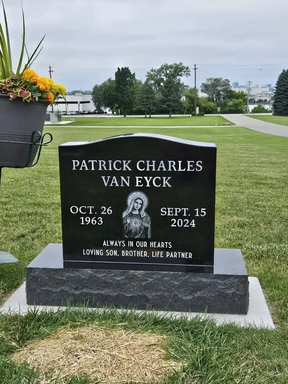 Etchings photo 5 of 74