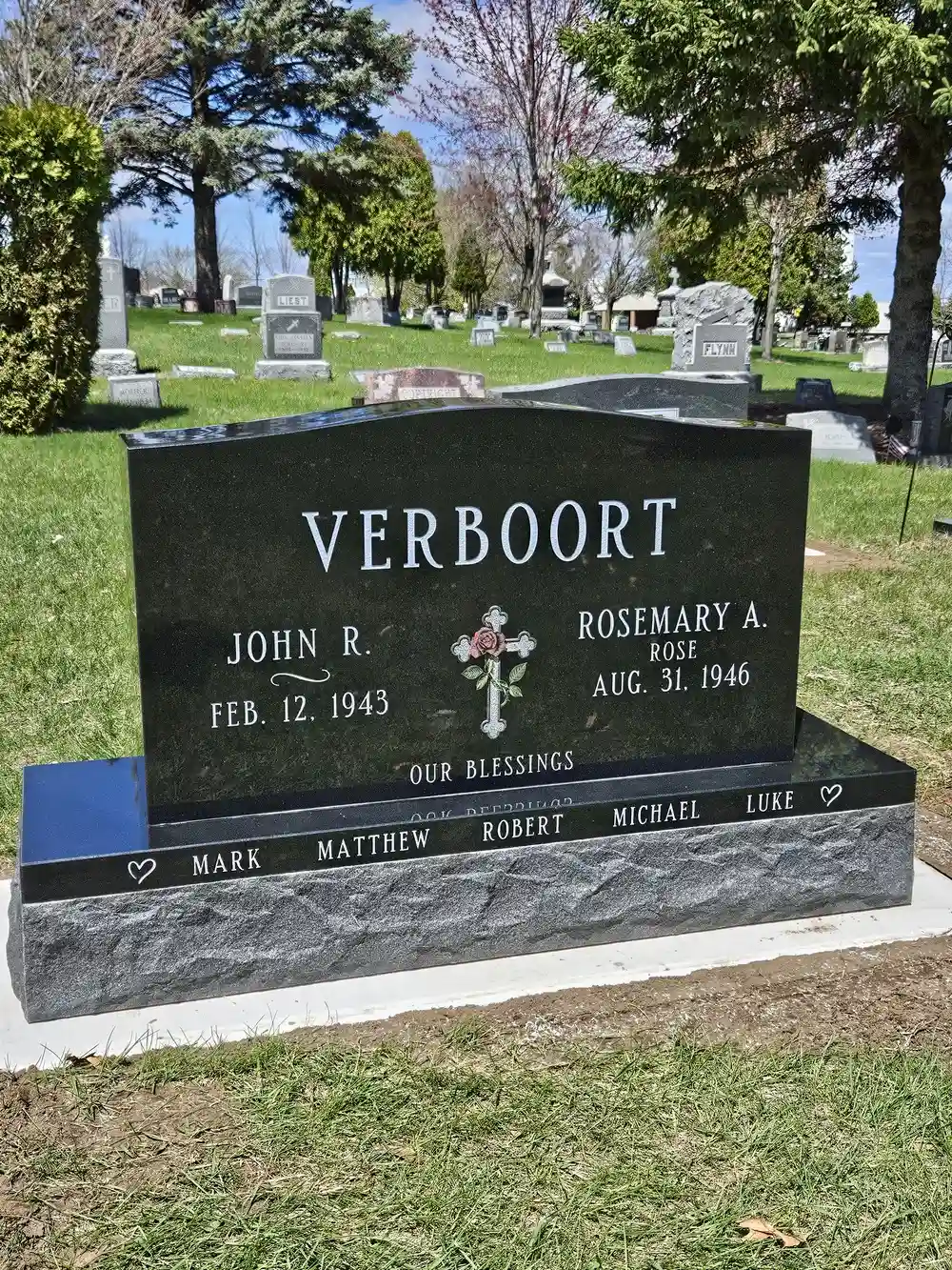 Etchings photo 2 of 74